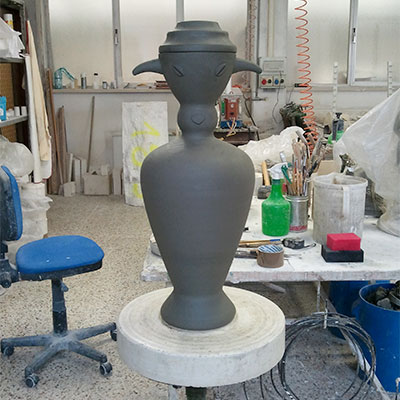 Modello vaso moderno pecora in argilla